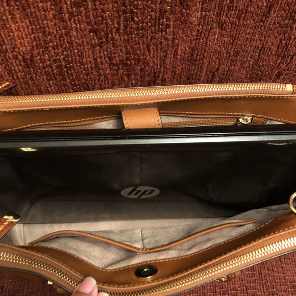 Authentic Michael Kors “Sutton” Satchel - Picture 6 of 8